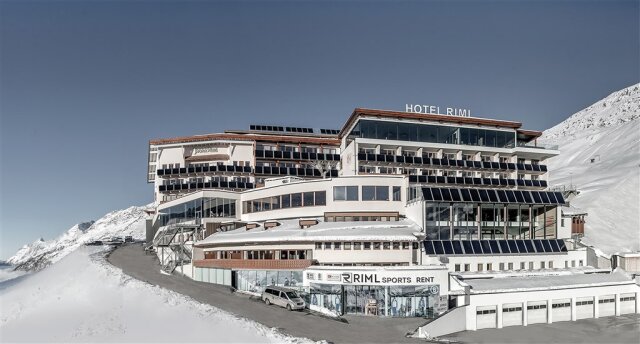 SKI - und GOLFRESORT Hotel Riml****S Zimní Alpy